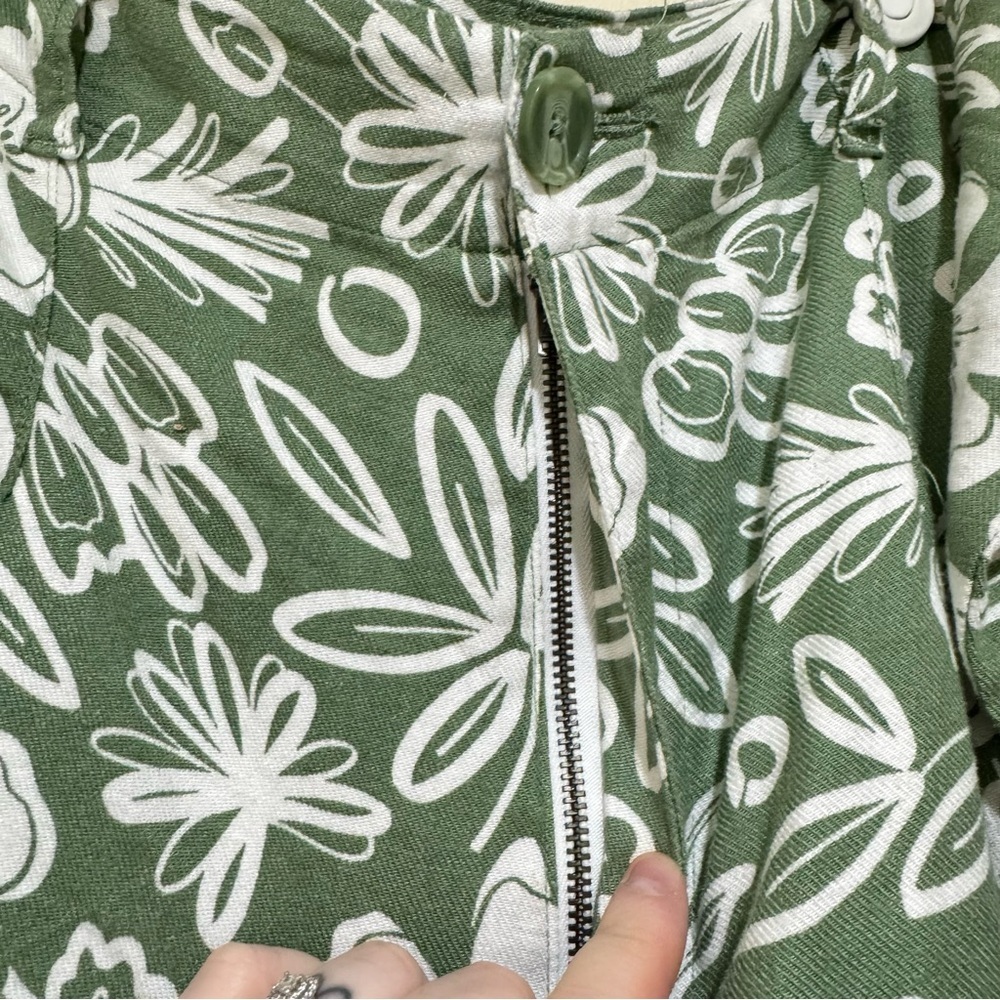 Women’s Northern Reflections NWT Floral Green White Wide-Leg Flowy Pants S: 18 - Picture 8 of 16